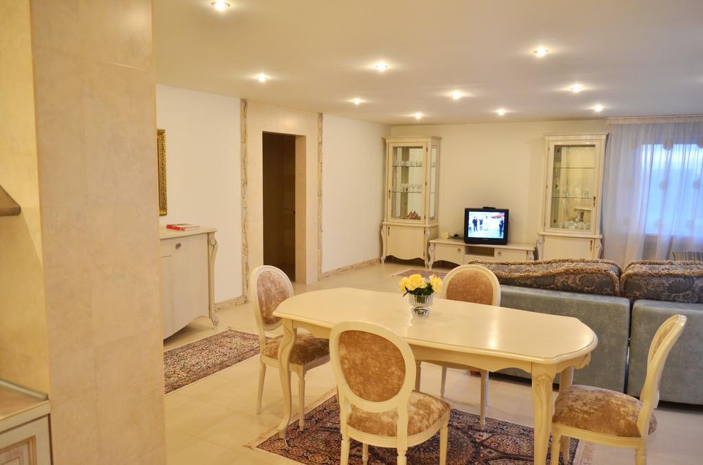 Apartment Astoriya Vitebsk Eksteriør bilde